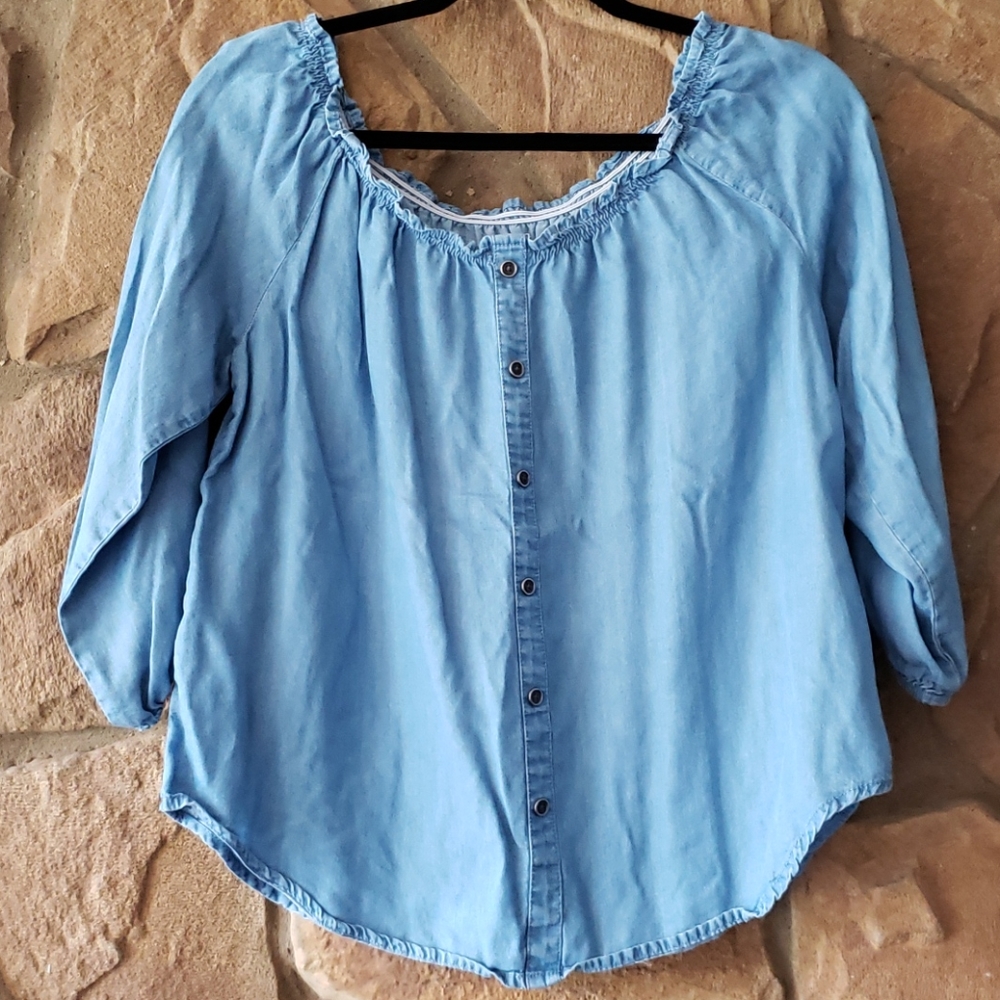 Soho New York & Company Off the Shoulder